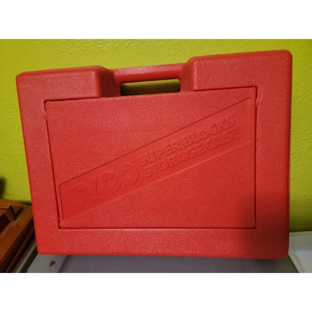 VINTAGE RED TYCO SUPER BLOCKS STORAGE CASE 16